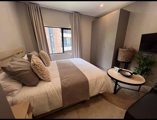 0 BEDROOM APARTMENT FOR SALE IN SANDTON CENTRAL